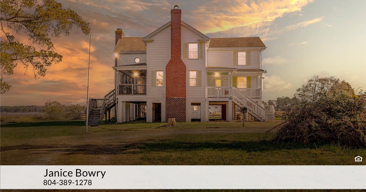 201 Summers Ln, White Stone, VA 22578